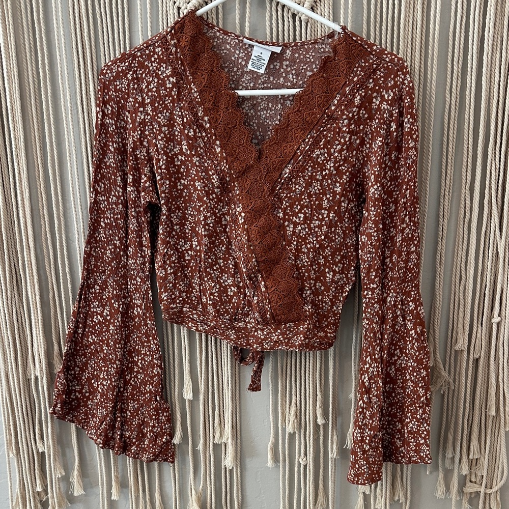 Rust Floral Lace Trim Crop Top